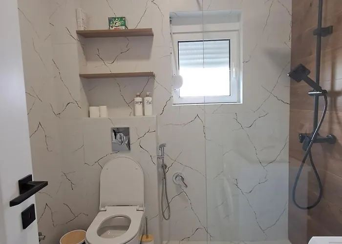 Point דירה פודגוריצה